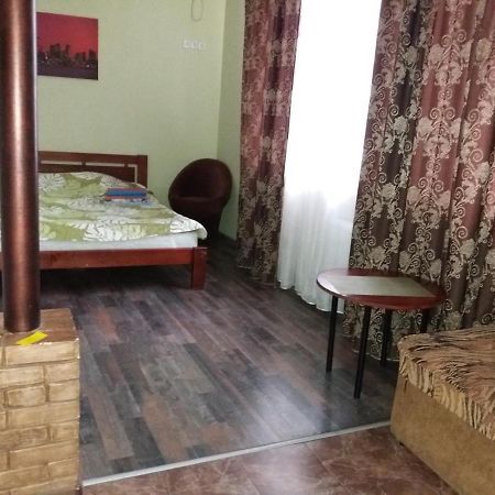 Студия На Черeмушках Lejlighed Odessa Eksteriør billede